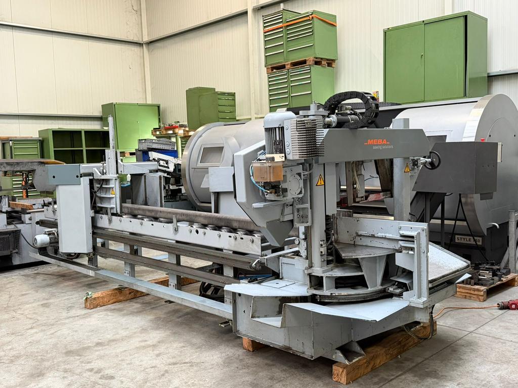 meba_335_DGA-3000_automatische_bandzaagmachine_zaa_04